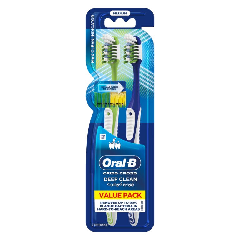 Oral-B Pro-Expert Max Clean Indicator Manual Toothbrush, 2 Count - Image 1