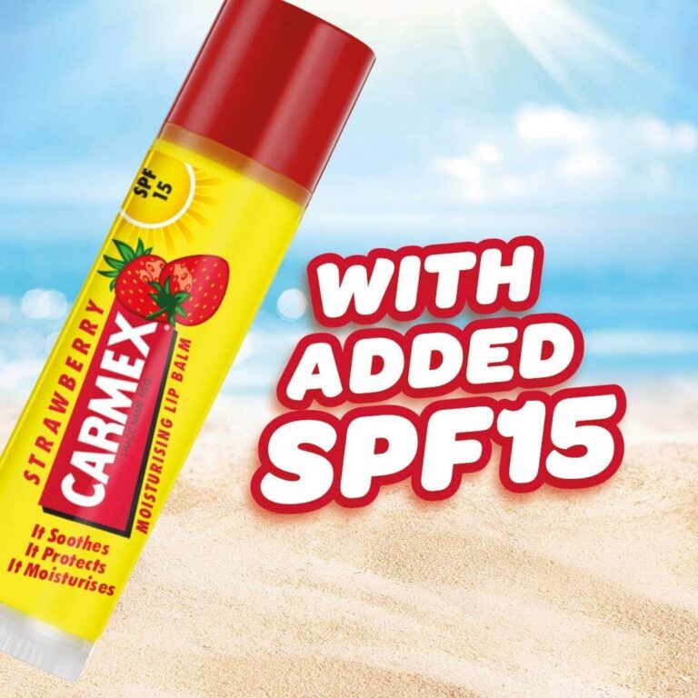 Carmex Moisturising Lip Balm Strawberry Stick Spf 15 4.25gm - Image 2