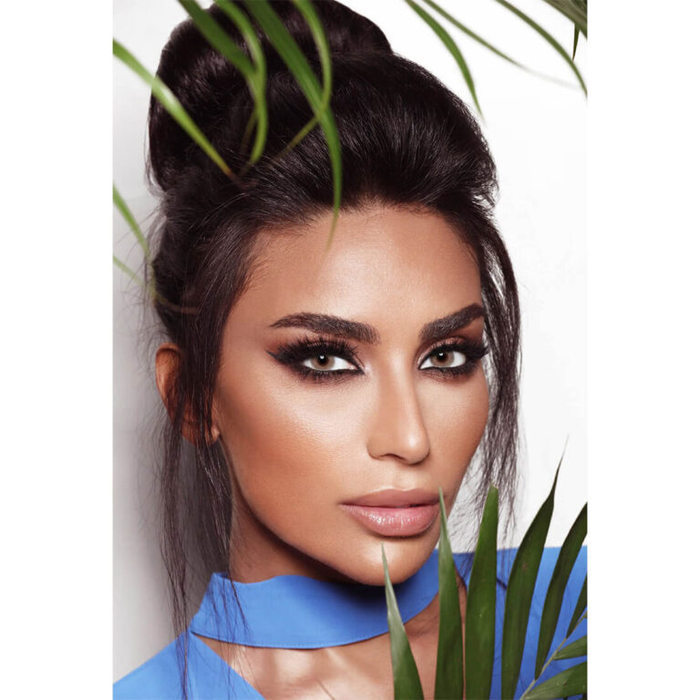 ⁦عدسات ديفا لاصقة كلاي - إطلالة طبيعية وجذابة⁩ - الصورة ⁦2⁩