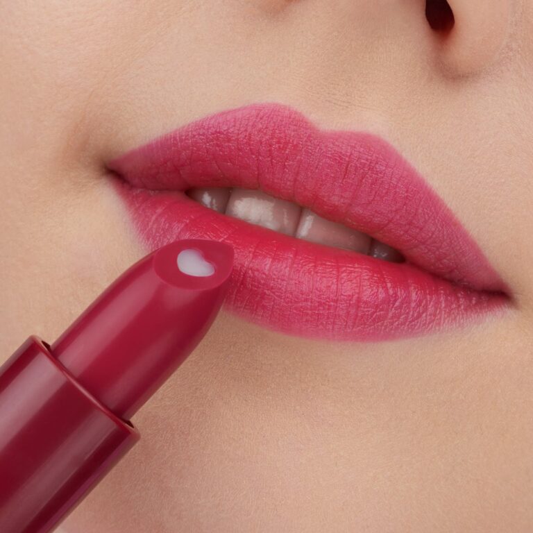 Essence Heart Core Fruity Lip Balm 05 - Image 2