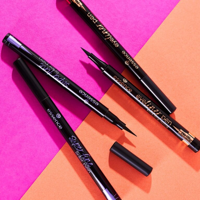 Essence Super Fine Liner Pen 01 - Image 4