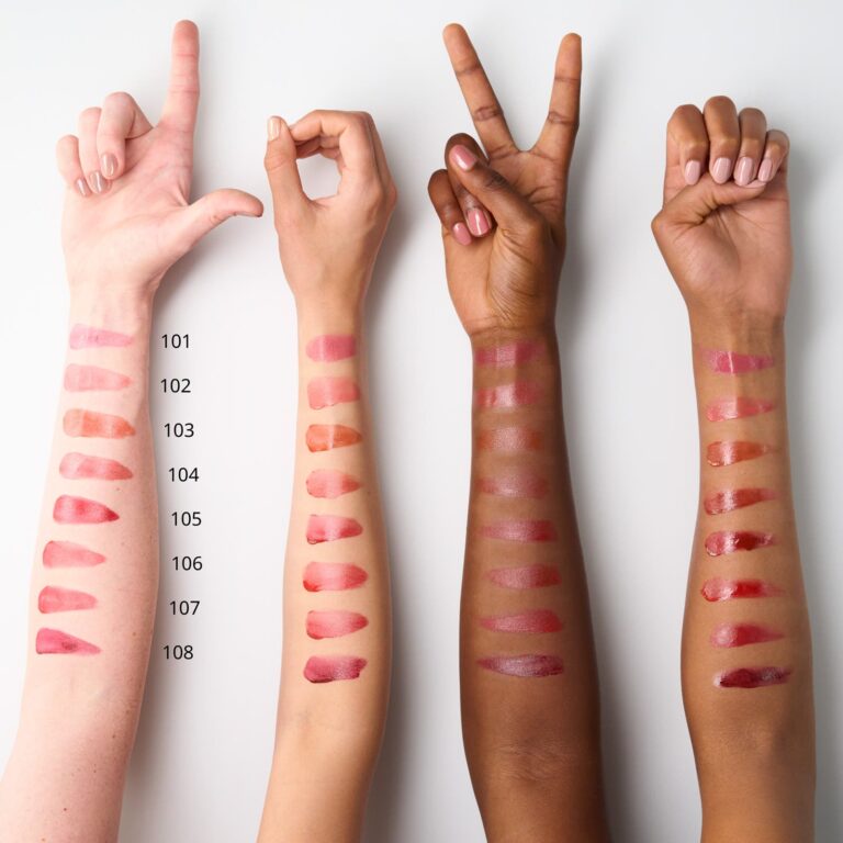 Essence Tinted Kiss Hydrating Lip Tint 102 - Image 3