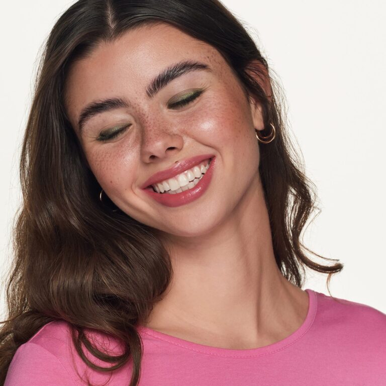 Essence Tinted Kiss Hydrating Lip Tint 102 - Image 6