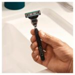 Gillette Mach3 Plus 5 Pcs: Superior Smooth Shave Blades - Image 7