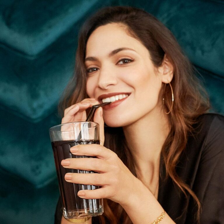 ⁦بورجوا طلاء أظافر ون سكند 04 - محايد⁩ - الصورة ⁦4⁩