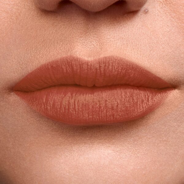 Maybelline Sensational Liquid Matte Lipstick - Nu01 Nude - Image 4