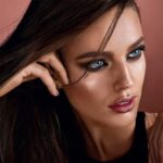 Maybelline Face Studio Master Chrome Metallic Highlighter 300 Sandstone - Image 3